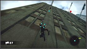 Po znalezieniu się na górze użyj linki na podzie, który wylądował na dachu wieżowca, a wejdziesz w posiadanie potężnej giwery o nazwie HIKER - Rozdział 2 - Ascension City Downtown V | Akt 1 Bionic Commando - Bionic Commando - poradnik do gry