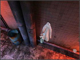 Otwieramy drzwi prowadzące do nikąd #1 i po obejrzeniu ściany za nimi, używamy na niej najpierw mikroskopu , a potem wacika - Rozdział IV - McPherson (cz.2) | Opis Przejścia | Still Life 2 - Still Life 2 - poradnik do gry