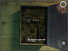 Otwieramy skrzynkę zawieszoną w rogu pokoju #1 - Rozdział X - McPherson (cz.2) | Opis Przejścia | Still Life 2 - Still Life 2 - poradnik do gry