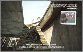 Kiedy rozmowa dobiegnie do końca podejdź do kartonów stojących w narożniku przed schodami [1] - Rozdział 2 - Dzięki Bogu (cz.2) | Opis przejścia | Terminator Ocalenie - Terminator: Ocalenie - poradnik do gry