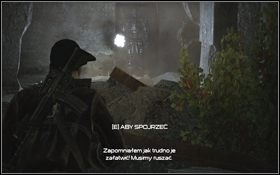 Kiedy znajdziesz się w nowym pomieszczeniu od razu spójrz na schody [1] i zacznij kierować się w ich stronę - Rozdział 3 - Nowi znajomi (cz.3) | Opis przejścia | Terminator Ocalenie - Terminator: Ocalenie - poradnik do gry