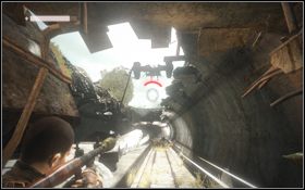 Tym razem może się zdarzyć, że będą cię atakować nawet dwie maszyny naraz [1] - Rozdział 5 - Podziemia (cz.3) | Opis przejścia | Terminator Ocalenie - Terminator: Ocalenie - poradnik do gry