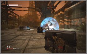 Korzystając z licznych osłon [1] przemieszczaj się cały czas w prawo - Rozdział 7 - Angie (cz.2) | Opis przejścia | Terminator Ocalenie - Terminator: Ocalenie - poradnik do gry