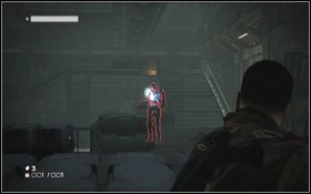 Nieco z lewej znajduje się kolejny martwy żołnierz, a przy nim ładunki wybuchowe [1] - Rozdział 8 - Każde życie jest święte (cz.2) | Opis przejścia | Terminator Ocalenie - Terminator: Ocalenie - poradnik do gry