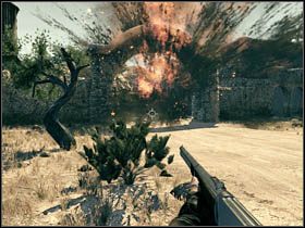 Po dotarciu na teren willi, wysadź bramę, przymocowując we wskazane miejsce dynamit i oddalając się na bezpieczną odległość - Postacie | Rozdział VI | Call of Juarez Więzy Krwi - Call of Juarez: Więzy Krwi - poradnik do gry