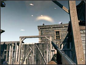 Pierwszym zadanie najsilniejszego z braci McCall, będzie osłanianie brata, gdy ten przechodząc przez pobliski budynek, otworzy nam bramę - Postacie | Rozdział VII | Call of Juarez Więzy Krwi - Call of Juarez: Więzy Krwi - poradnik do gry