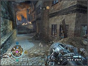 Zbliż się do budynku, w którym bronili się przeciwnicy i uważaj na dwóch kolejnych nazistów, którzy mogli ukryć się po lewej stronie - Etap 10 - Kościół (cz.2) | Opis przejścia Wolfenstein - Wolfenstein - poradnik do gry