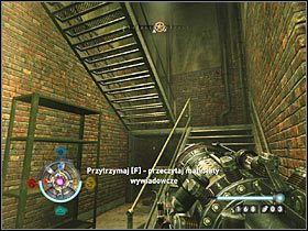 Po oczyszczeniu okolicy skieruj się na drugi koniec hali i skorzystaj z pokazanej na pierwszym screenie bramki - Etap 20 - Zachodnie lotnisko | Opis przejścia Wolfenstein - Wolfenstein - poradnik do gry