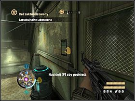 Sekret 3 - Zbiornik izolacyjny: Niedługo po pokonaniu niewidzialnego przeciwnika przejdziesz przez niewidzialne przejście - Etap 13 - Wywiad i Księgi | Sekrety Wolfenstein - Wolfenstein - poradnik do gry