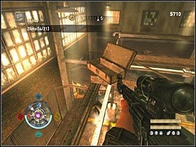 Sekret 4 (zachodnie lotnisko): Musisz przedostać się na górny balkonik, tak by znaleźć się nad miejscem, w którym rozpocząłeś grę - Etap 20 i 21 - Złoto (cz.1) | Sekrety Wolfenstein - Wolfenstein - poradnik do gry