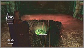Wybierz sobie teraz z inwentarza Batarang i wyceluj ten gadżecik w pokazany na pierwszym screenie pojemnik - Ukryte osiągnięcia (zestawienie cz.7) | Fabuła | Batman Arkham Asylum - Batman: Arkham Asylum - poradniki