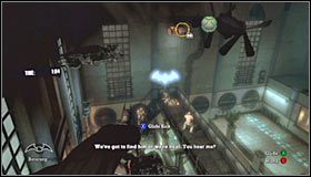 Krok 5: Załącz przybliżenie obrazu i zaczekaj aż pod zawieszonym na linie wrogiem pojawią się inni skazańcy - Inne | Walka | Batman Arkham Asylum - Batman: Arkham Asylum - poradniki