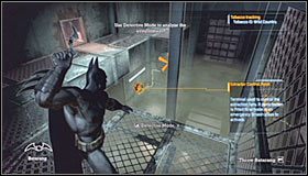 Po dotarciu na górę skorzystaj z pokazanego na pierwszym screenie wejścia do szybu wentylacyjnego - Medical Facility (cz.2) | Opis przejścia Batman Arkham Asylum - Batman: Arkham Asylum - poradniki