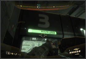 Plac, na którym jesteś, zostanie zaatakowany przez Bruteów wyposażonych w plecaki odrzutowe - Mombasa Streets 5 | Opis przejścia | Halo 3 ODST - Halo 3: ODST - poradnik do gry