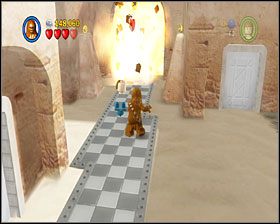 Przejdź w lewo i za pomocą haka przeskocz na drugą stronę - Chapter 3 - Mos Eisley Spaceport - Story Mode - Episode 4 - LEGO Star Wars: The Complete Saga - poradnik do gry