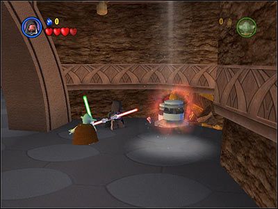 W korytarzu prowadzącym do głównej sali przestaw dwa kanistry, a następnie zniszcz je - Chapter 6 - Count Dooku - Free Play - Episode 2 - LEGO Star Wars: The Complete Saga - poradnik do gry