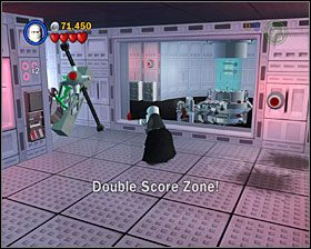 W pomieszczeniu z czterema przyciskami na podłodze użyj panelu dla 3PO, a dostaniesz się do Double Score Zone - Chapter 2 - Escape from Echo Base - Free Play - Episode 5 - LEGO Star Wars: The Complete Saga - poradnik do gry