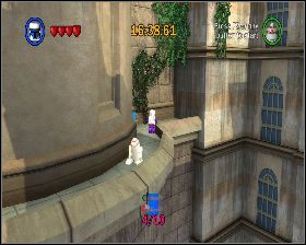 W lokacji, w której zaczynasz od wybicia szyb i wyjścia na zewnątrz z pomieszczenia, skieruj się w lewo i zeskocz na niższy poziom - Chapter 3 - Escape from Naboo - Challenges - Episode 1 - LEGO Star Wars: The Complete Saga - poradnik do gry