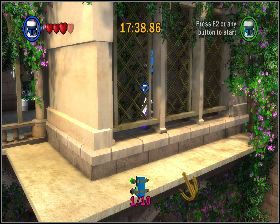 W kolejnej lokacji wejdź na pierwsze piętro, wykorzystując kotwicę, a potem przejdź do okratowanego pokoju z prawej - Chapter 5 - Retake Theed Palace - Challenges - Episode 1 - LEGO Star Wars: The Complete Saga - poradnik do gry