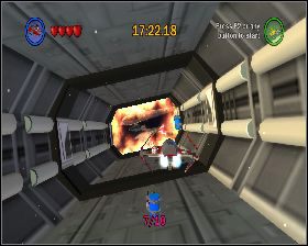 W środku jednego z krążowników, przez który przelatujesz - Chapter 1 - Battle Over Coursant - Challenges - Episode 3 - LEGO Star Wars: The Complete Saga - poradnik do gry