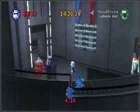Na samym początku rozległego pomieszczenia z windą - Chapter 5 - Death Star Escape - Challenges - Episode 4 - LEGO Star Wars: The Complete Saga - poradnik do gry