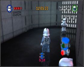 W pierwszym korytarzu po wjechaniu windą na górę - Chapter 5 - Death Star Escape - Challenges - Episode 4 - LEGO Star Wars: The Complete Saga - poradnik do gry