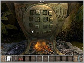 Wróć na platformę, podejdź do naczynia (zbliżenie) i tym razem przyjrzyj się jego dolnej części, czyli filtrowi (zbliżenie) - Platforma (2) | Wyspa Bimini | Chronicles of Mystery Drzewo Życia - Chronicles of Mystery: Drzewo Życia - poradnik do gry