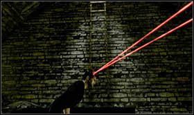 Następnie przebiegając przez dwa pomieszczenia, jedno z wieloma rurami [sekret 10] , trafisz do miejsca z drabiną - Rozdział 2 Kradzież z włamaniem (3) | Opis przejścia Uncharted 2 Among Thieves - Uncharted 2: Among Thieves - poradnik do gry