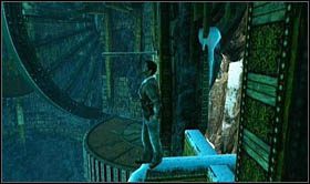 Następnie powtórzy czynność, by wylądować na zaśnieżonej belce (w miejscu, gdzie dostrzeżesz Tenzina) - Rozdział 18 Serce z lodu (1) | Opis przejścia Uncharted 2 Among Thieves - Uncharted 2: Among Thieves - poradnik do gry