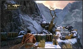 Dalsza droga prowadzić będzie w górę, po zrujnowanych schodach - Rozdział 22 Gompa (1) | Opis przejścia Uncharted 2 Among Thieves - Uncharted 2: Among Thieves - poradnik do gry