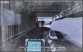 Przystopuj na chwilę pod samolotem, zostaniesz ostrzeżone przed sporą aktywnością na pasie startowym - Akt I - Alpinista | Kampania Call of Duty Modern Warfare 2 - Call of Duty: Modern Warfare 2 - poradnik do gry