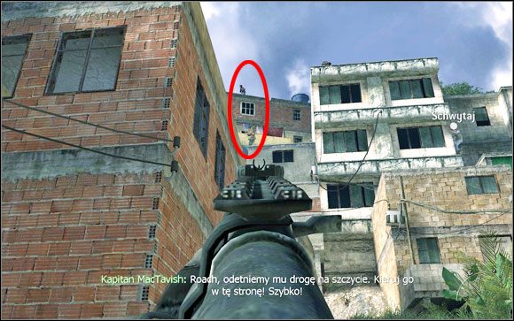 Kiedy zauważysz Rojasa biegającego po dachach - Atak | Weteran w Call of Duty Modern Warfare 2 - Call of Duty: Modern Warfare 2 - poradnik do gry
