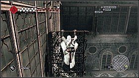 Z lamp przeskakujemy na drugi balkon, gdzie eliminujemy dwóch wrogów - Florencja - Kryjówka Templariuszy | Lokacje dodatkowe w Assassins Creed II - Assassins Creed II - poradnik do gry