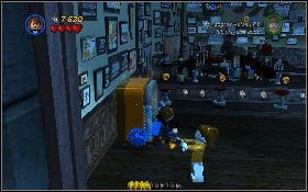 Aby rozpocząć tę misję wejdź do kawiarni, znajdującej się w mieście - Odwrócenie uwagi (bonus) | Kryształowa Czaszka Akt I | LEGO Indiana Jones 2 - LEGO Indiana Jones 2: The Adventure Continues - poradnik do gry