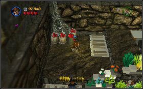 Następnie zeskocz na dół z lewej strony i wykop skrzynię z środka terenu [1] - Marzenie Kopacza (bonus) | Kryształowa Czaszka Akt III | LEGO Indiana Jones 2 - LEGO Indiana Jones 2: The Adventure Continues - poradnik do gry