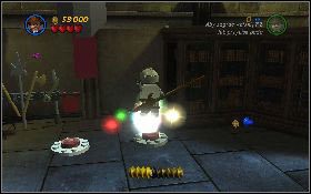 Podnieś pudło i połóż je na zielonym polu [1] z prawej - Brundwaldzka pożoga | Ostatnia Krucjata | LEGO Indiana Jones 2 - LEGO Indiana Jones 2: The Adventure Continues - poradnik do gry