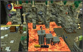 Następnie użyj łopaty, aby naprawić czarno-białą ścieżkę [1] i przepchnąć po niej skrzynię - Lotnisko w Berlinie (bonus) | Ostatnia Krucjata | LEGO Indiana Jones 2 - LEGO Indiana Jones 2: The Adventure Continues - poradnik do gry