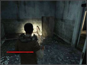 Po naszej prawej, na ścianie - widzimy krwawy napis - [Opis przejścia - Melissa] cz. 2 | Piła - Piła - poradnik do gry