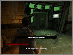 Po naszej prawej mamy oświetlony na czerwono korytarz #1 , a w nim cele z zamkniętymi przeciwnikami - [Opis przejścia - Melissa] cz. 3 | Piła - Piła - poradnik do gry