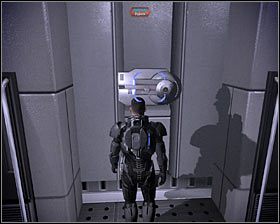 W trakcie pobytu w tym pomieszczeniu możesz przede wszystkim wysłuchać nagrania z dwóch terminali (laptopów) - Mass Effect 2: Stacja badawcza Lazarus - opis przejścia, solucja - Mass Effect 2 - poradnik do gry