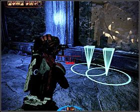 Po drodze przygotuj sobie ciężką broń, albowiem już wkrótce w okolicy pojawią się Zbieracze i ponadto będziesz musiał liczyć się z koniecznością starczania walk z kolejnymi wcieleniami Zwiastuna - Mass Effect 2: Baza Zbieraczy, Długi spacer - opis przejścia, solucja - Mass Effect 2 - poradnik do gry