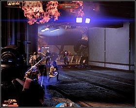 Po znalezieniu się w środku będziesz świadkiem pierwszej konfrontacji między Zaeedem i Vido - Mass Effect 2: Zaeed, Cena zemsty - opis przejścia, solucja - Mass Effect 2 - poradnik do gry