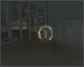 W stacji Gateway wejdź do tunelu, który znajduje się obok wraku statku Marlow - Jungle | Kanistry w Aliens vs Predator - Aliens vs Predator - poradnik do gry