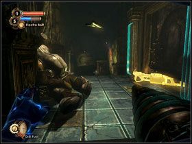 09 - Przed nami dwóch przeciwników stojących w wodzie - Adonis Luxury Resort | Opis przejścia BioShock 2 - BioShock 2 - poradnik do gry