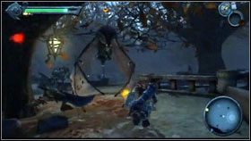 Większość napotkanych przeciwników to słabe szkielety [1] , ale trzeba też uważać na atakujące z góry nietoperze [2] - The Choking Grounds (1) | Opis przejścia Darksiders - Darksiders - poradnik do gry