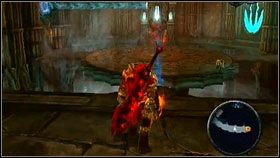 Na najwyższym poziomie lokacji jest sala z unoszącą się po środku skalną platforma - Champion Artifact i Overlord Artifact | Sekrety Darksiders - Darksiders - poradnik do gry