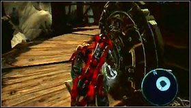 Niedaleko jest niebieski hak [1] umożliwiający przeskoczenie na konstrukcję obok - Champion Artifact i Overlord Artifact | Sekrety Darksiders - Darksiders - poradnik do gry