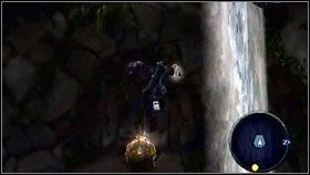 Doskakujemy tam przy pomocy Abyssal Chain [1] i podnosimy Wrath Shard [2] - Wrath Shards (2) | Sekrety Darksiders - Darksiders - poradnik do gry