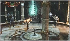 Pociągnij za mechanizm obrotowy tak, by odblokować pierwsze przejście po prawej stronie [LS] - Kuźnia (1) | Opis przejścia God of War III - God of War III - poradnik do gry