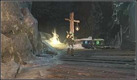 Po drugiej stronie natkniesz się na światło zapisujące stan gry oraz skrzynie uzupełniające zdrowie i manę - Miasto Olimpia (1) | Opis przejścia God of War III - God of War III - poradnik do gry